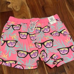 Party pants men size M Pink Tropical Sunglasses Swim Trunks